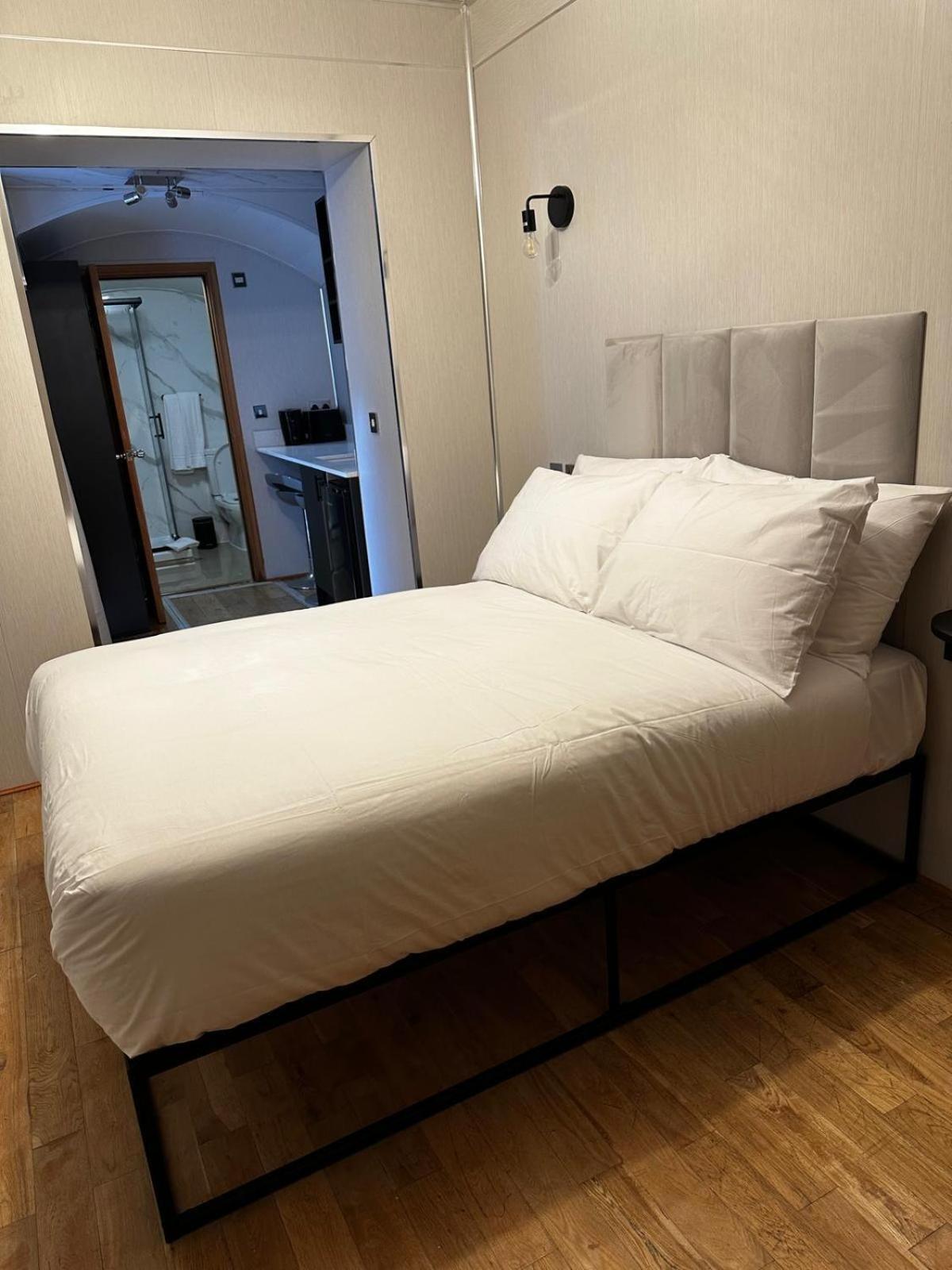 Fb1-Spacious Basement Studio Flat Fits 2- Near Hyde Park Londres Exterior foto